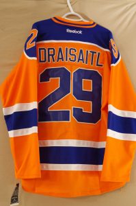 Imitation Edmonton Oilers Leon Draisaitl Jersey (size Large)